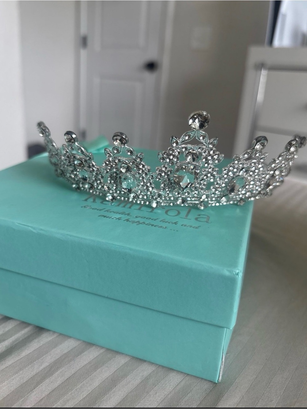 Rhinestone Crystal Tiara - Silver